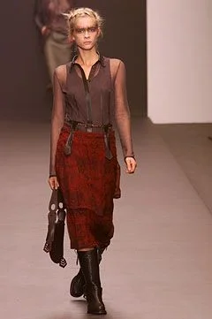 Look 16